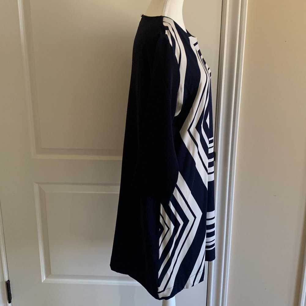 Ann Taylor Geometric Print Jersey Shift Dress - Picture 3 of 8